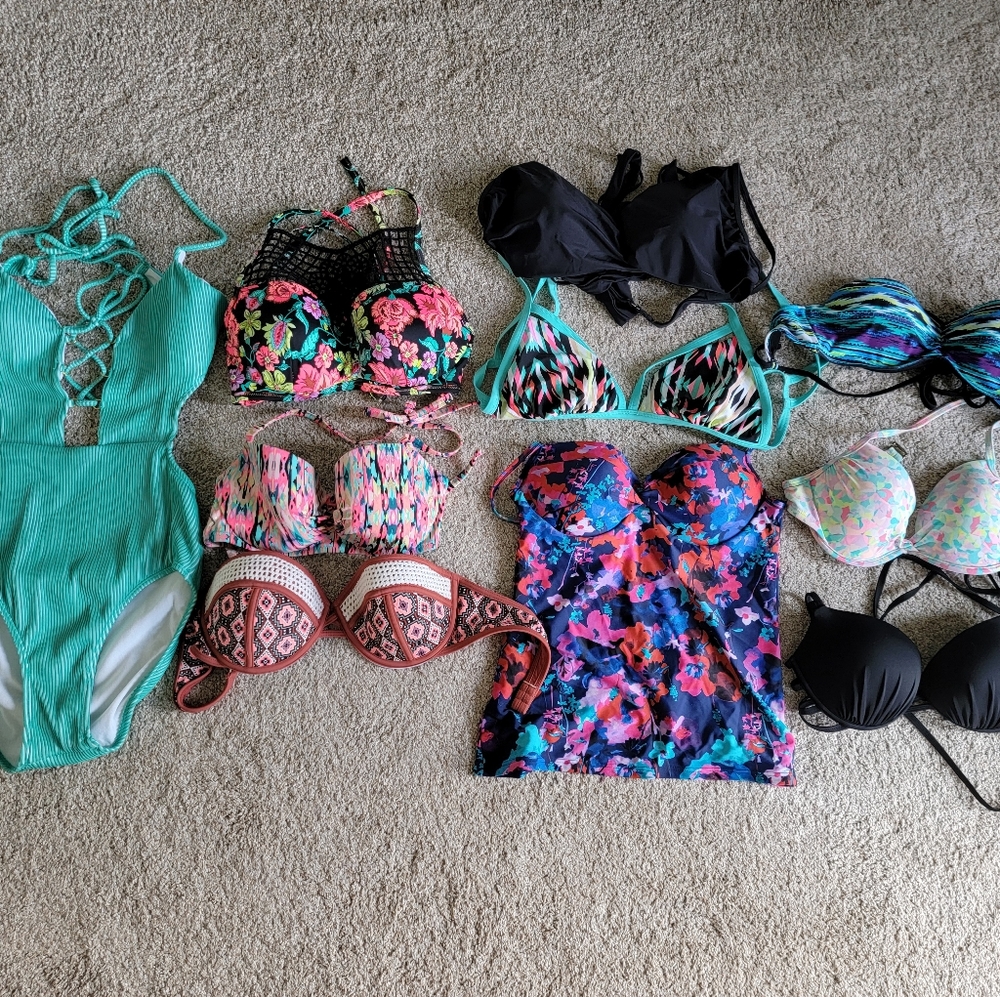 Womens swim suits